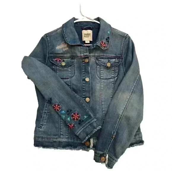 Vintage America Womens Small Blue Jean Jacket Embroidered Frayed Hem Light Wash - Picture 1 of 9